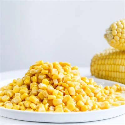 Majs non gmo konserverad sockermajs